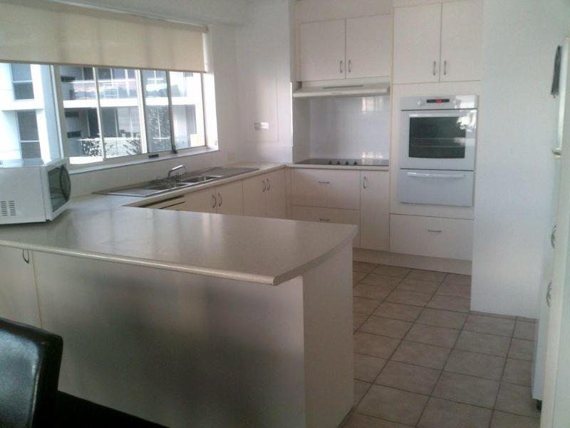 Wyuna Beachfront Holiday Apartments Gold Coast Bagian luar foto