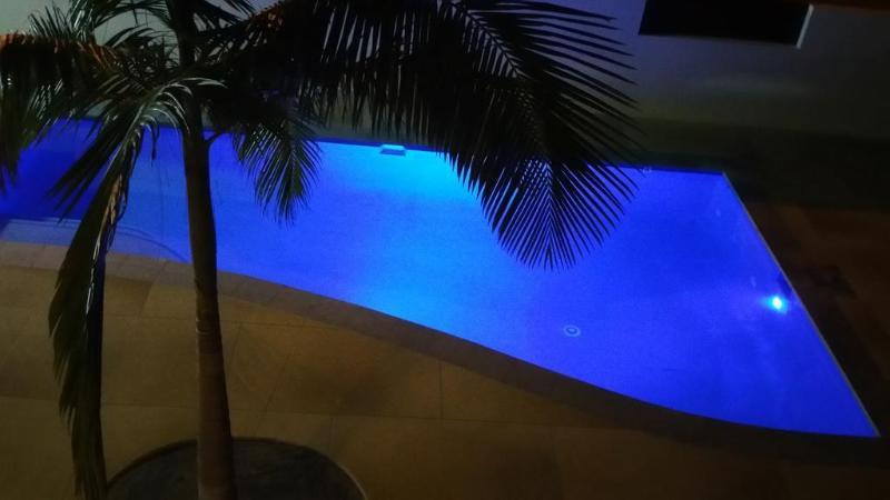 Wyuna Beachfront Holiday Apartments Gold Coast Bagian luar foto